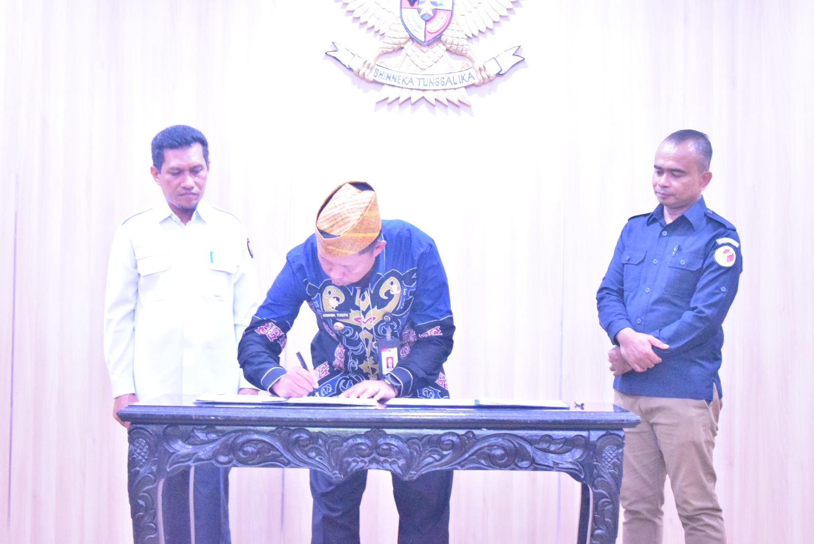 Pemkot dan Bawaslu Kota Kendari Teken NPHD Pilkada 2024