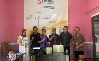 Bawaslu Kota Lakukan Monev Pengecekan Sarana Prasarana di Kecamatan Abeli