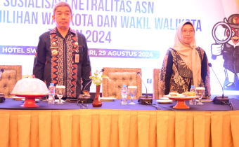 Sekda Kota Kendari, Dr. Drs. Ridwansyah Taridala, M.Si